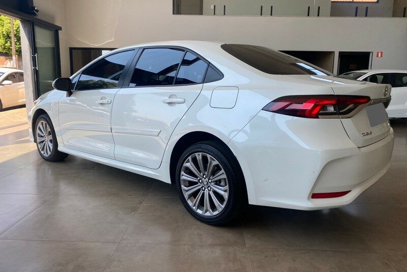 COROLLA 2.0 VVT-IE FLEX XEI DIRECT SHIFT ANO 2021 COR BRANCO